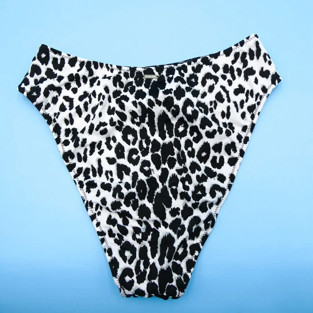 Victorias Secret Medium White Snow Leopard Print Brazilian Bikini Bottom Swim VS